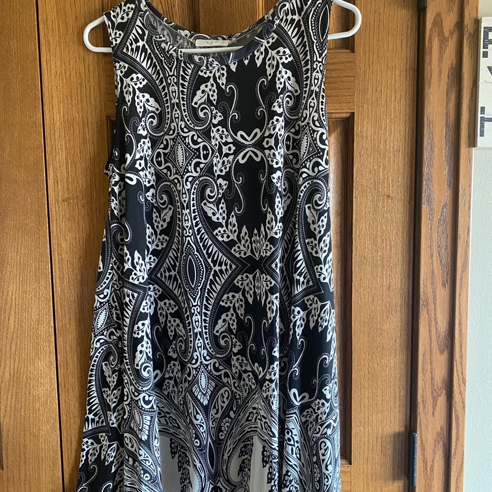 Sleeveless summer dress